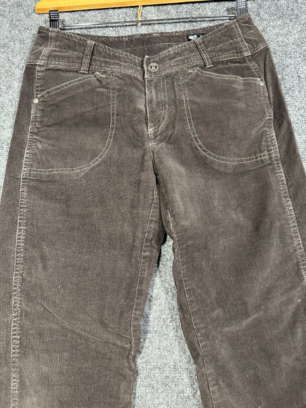Kuhl Pants Womens 6 Brown Corduroy Stretch Straight Leg Zip Back Pockets Logo - Picture 3 of 8